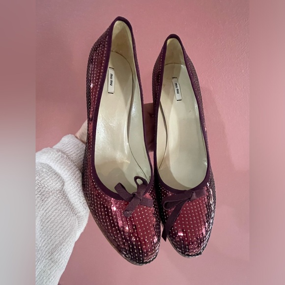 Elegant Burgundy Sequin Heels